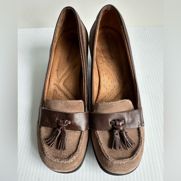 Naturalizer Suede Oxford Pump Taupe Brown Tassels Size 8 Comfortable Office - Picture 2 of 10